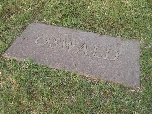 Oswald's grave in the early 2000's
